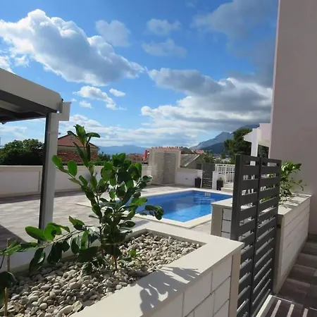 Apartamento Natasha *